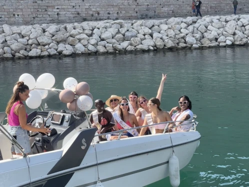 Bootverhuur Bénéteau Flyer 7.7 SPACEdeck in Marseille via SamBoat