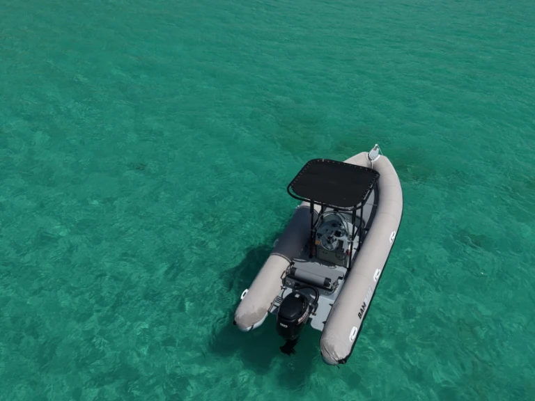 RIB te huur in Sint Maarten (FR) voor de beste prijs