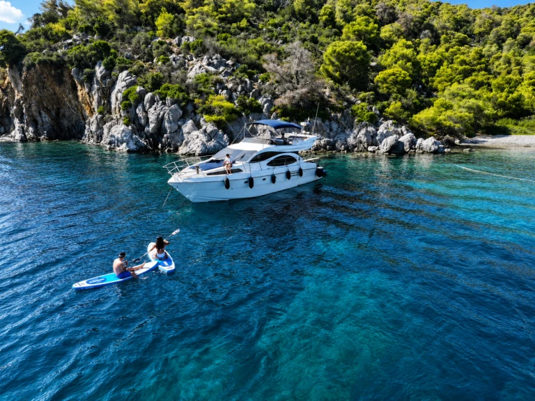 Azimut Azimut 46 Fly te huur van particulier of professional in Alimos Marina