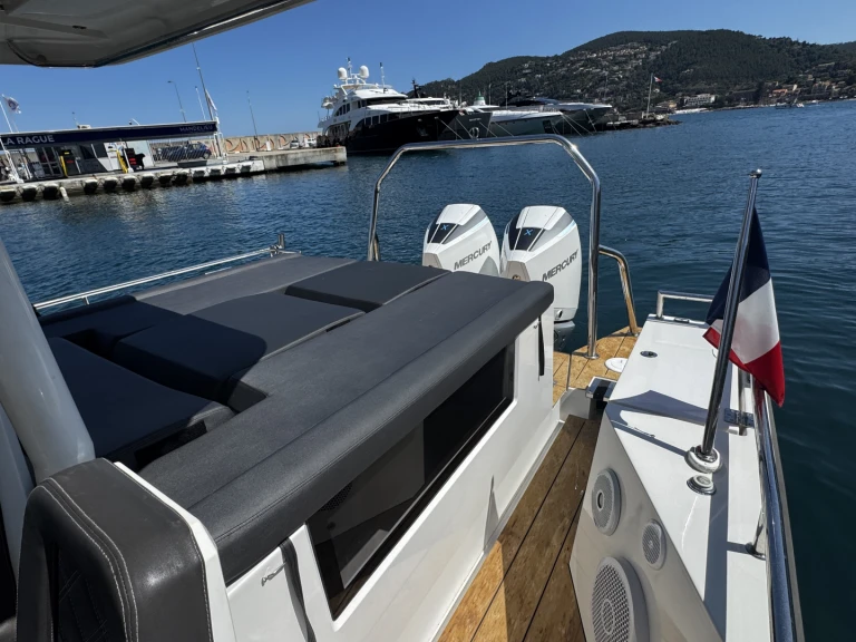 Huur Motorboot met of zonder schipper Axopar in Mandelieu-la-Napoule