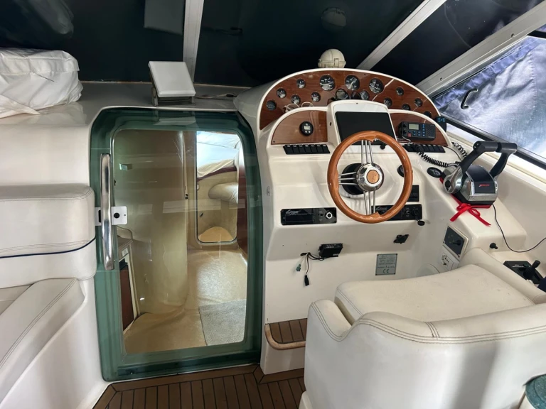 Bootverhuur Fano goedkoop Saver 330 Sport