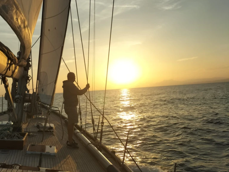 Bill Dixon / Walsteds One-off te huur van particulier of professional in Port d'Alicante