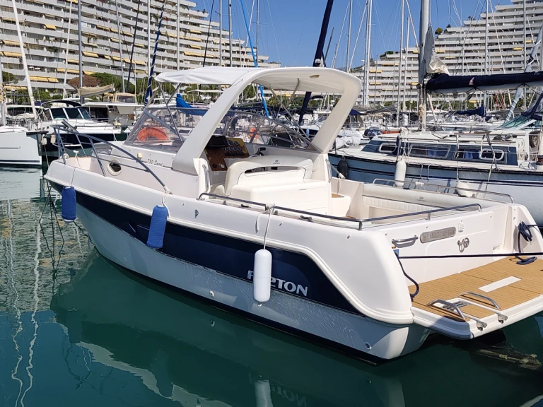 Bootverhuur Faeton Faeton 780 Sport in Villeneuve-Loubet via SamBoat
