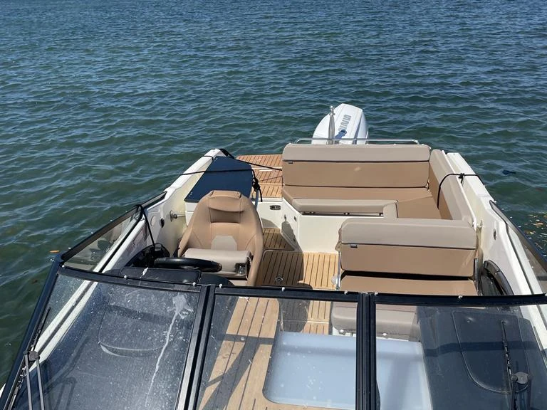 Huur Motorboot met of zonder schipper Quicksilver in Hyères