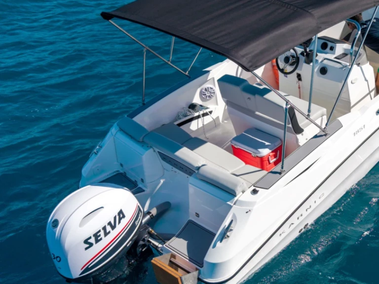 Huur Motorboot met of zonder schipper Karnic in Kiáto
