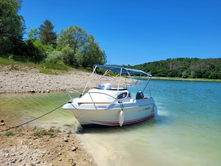 Jachthuur in La Tour-du-Meix - Quicksilver Activ 420 Cabin via SamBoat