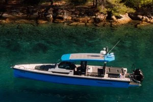 Huur Motorboot met of zonder schipper Axopar in Zadar