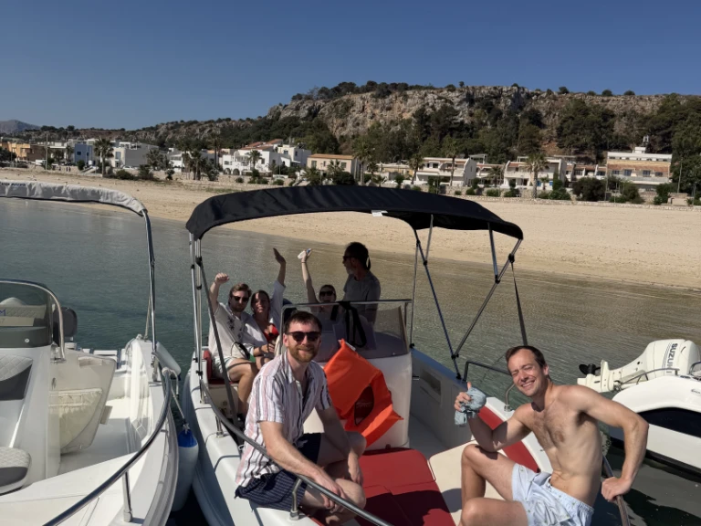 Huur Motorboot met of zonder schipper Blumax in San Vito Lo Capo
