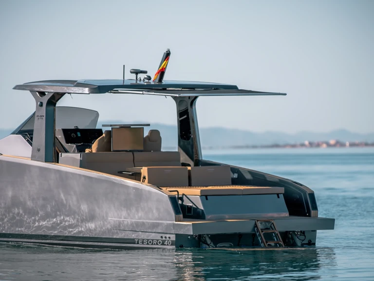 Verhuur Motorboot Tesoro met vaarbewijs