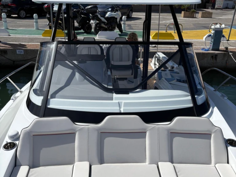 Jeanneau Cap Camarat 9.0 WA te huur van particulier of professional in Golfe-Juan