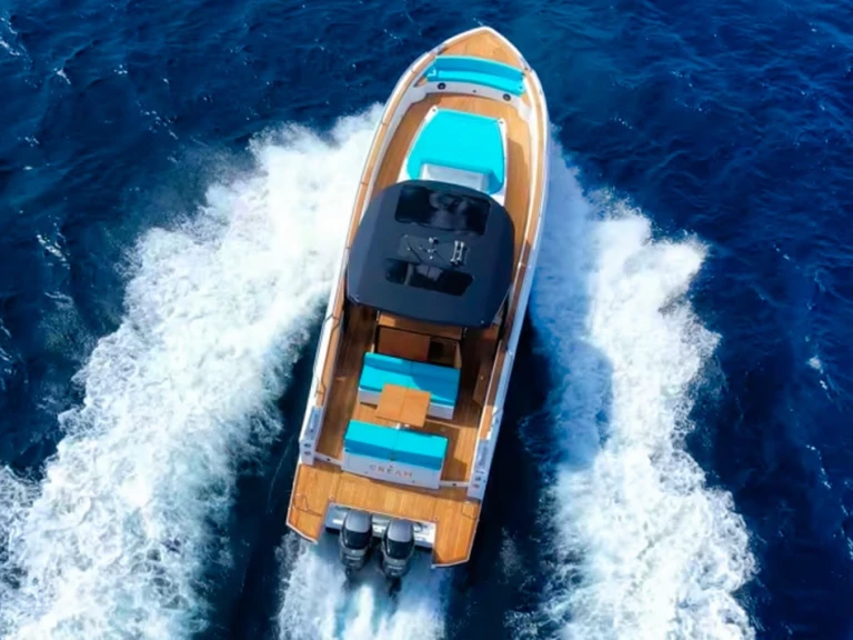 Motorboot te huur in Ibiza Town voor de beste prijs