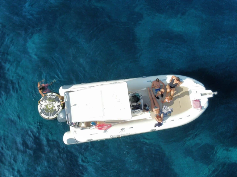 Verhuur Motorboot in Golfe-Juan - Capelli Tempest 700 Sun