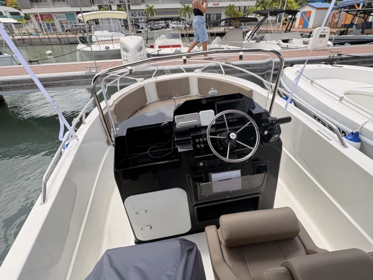 Verhuur Motorboot in Pointe-à-Pitre - Pacific Craft Pacific Craft 545 Open