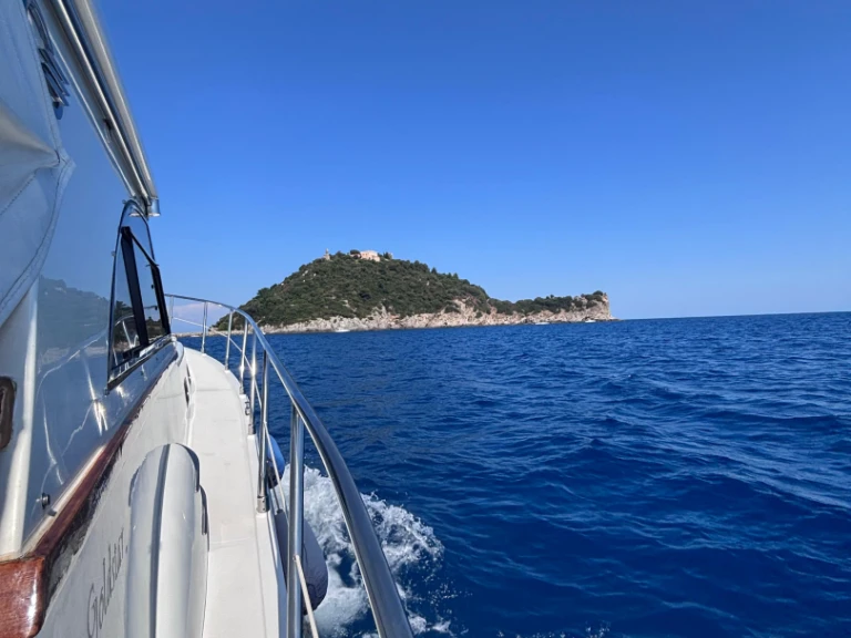 Jachthuur in Alassio - Cantieri Estensi Gold star 360 C via SamBoat