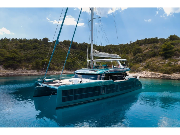 Verhuur Catamaran Sunreef met vaarbewijs