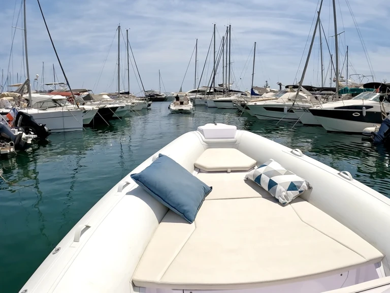 Verhuur Motorboot in Mandelieu-la-Napoule - Stingher 24 GT
