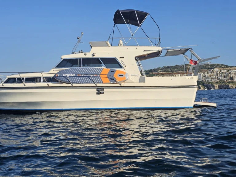 Jachthuur in Xemxija - Ferretti Altura 38 Fly via SamBoat