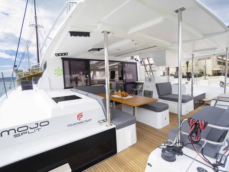 Jachthuur in Pula - Fountaine Pajot Astrea 42 via SamBoat
