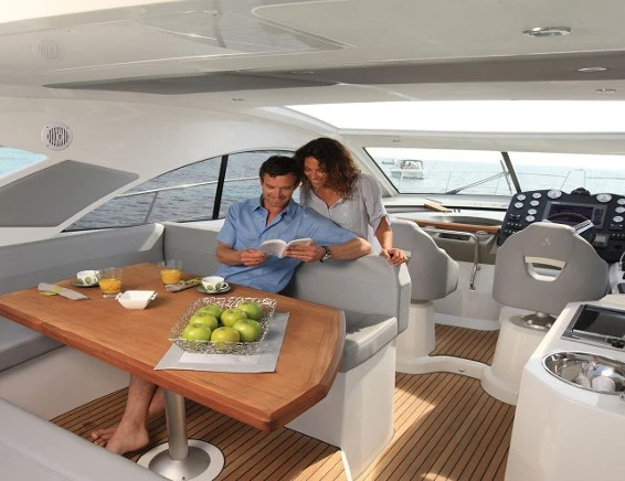 Verhuur Motorboot in Juan-les-Pins - MonteCarloYachts 42