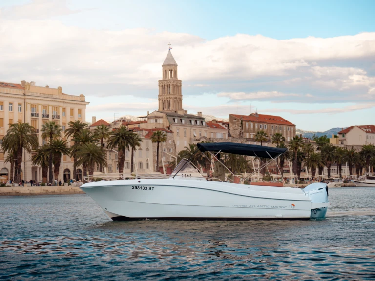 Huur een Atlantic open 750 in Split Port