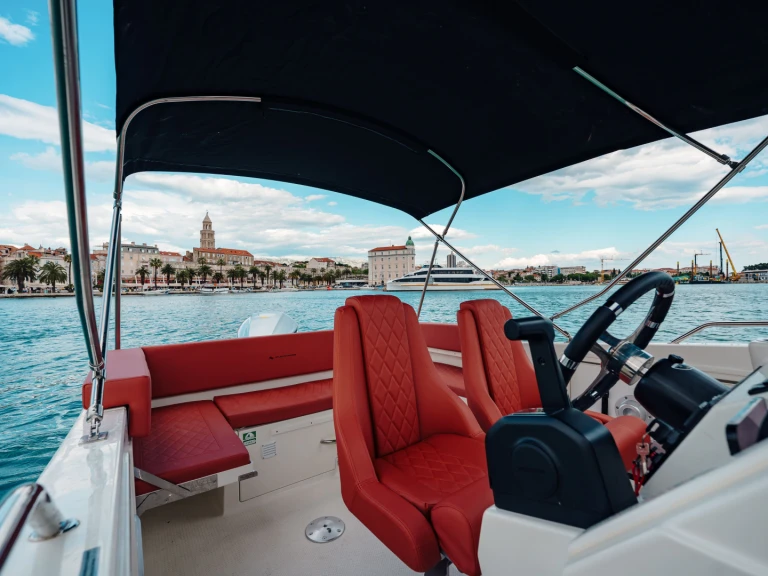 Bootverhuur Split Port goedkoop open 750