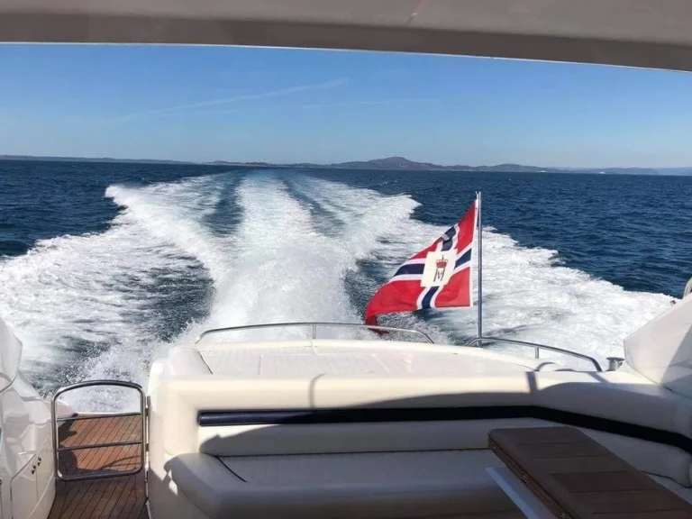 Huur Motorboot met of zonder schipper Sunseeker in Capri