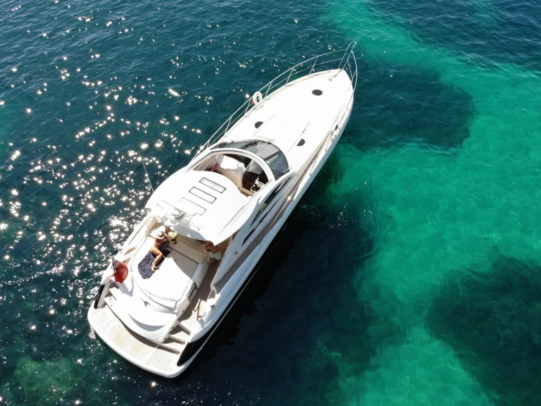 Huur een Sunseeker Portofino 53 in Capri