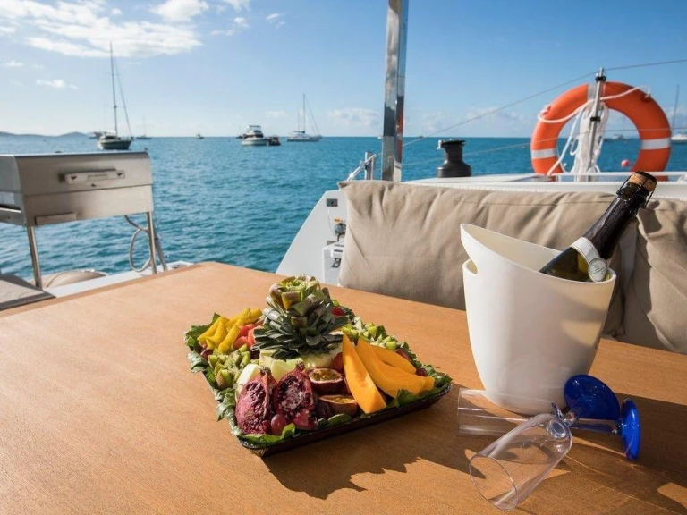 Huur Catamaran met of zonder schipper Fountaine Pajot in Tivat