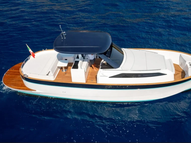Apreamare Apreamare Gozzo 35 te huur van particulier of professional in Antibes