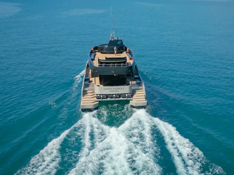 Huur een Catamaran Custom in Albufeira