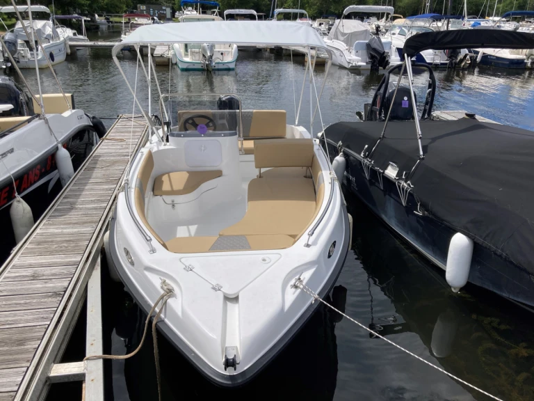 Verhuur Motorboot Optima met vaarbewijs