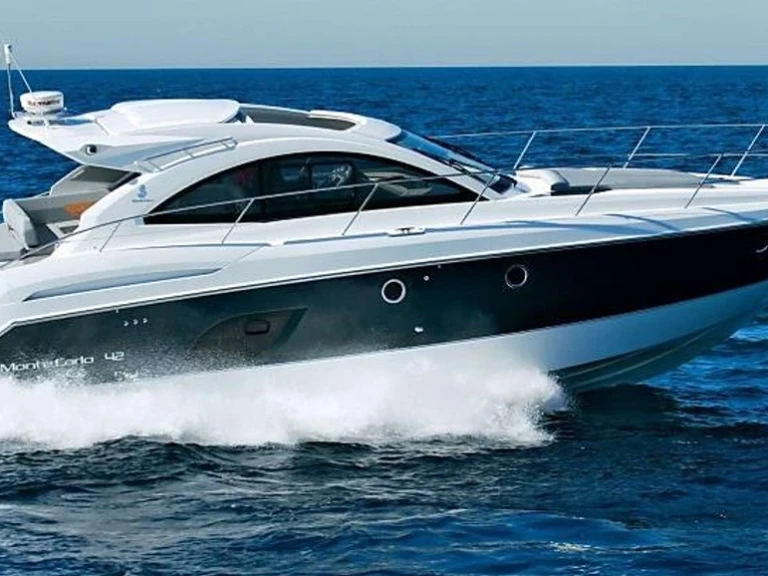 Jachthuur in Juan-les-Pins - Bénéteau Monte Carlo 42 via SamBoat
