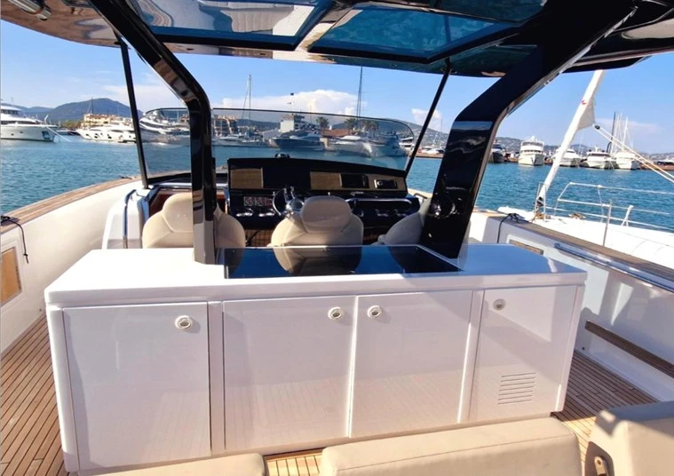 Pardo Yachts Pardo 43 te huur van particulier of professional in Juan-les-Pins