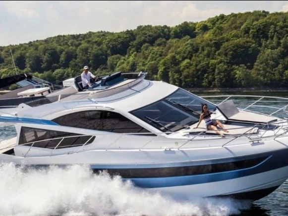 Huur een Galeon Galeon 550 Fly in Herceg Novi