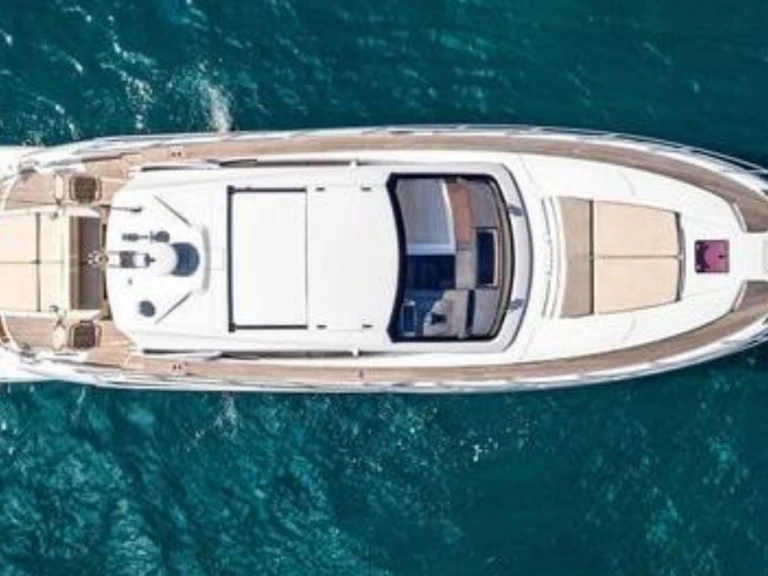 Motorboot te huur in Cannes voor de beste prijs