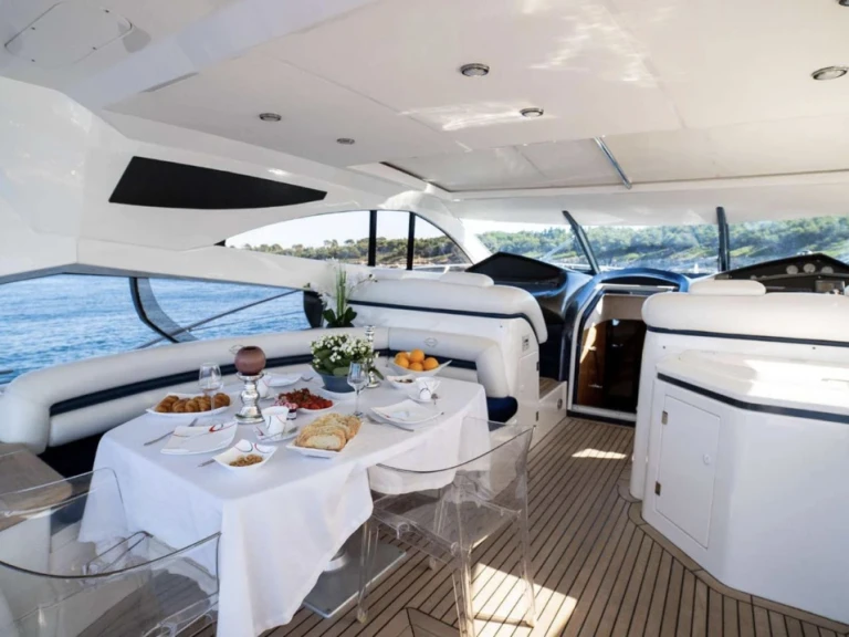 Verhuur Jacht Sunseeker met vaarbewijs