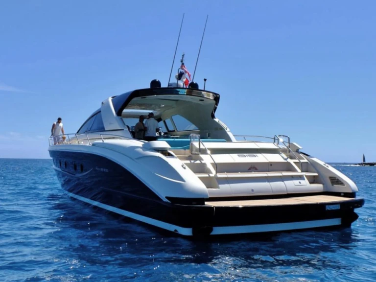 Bootverhuur Saint-Laurent-du-Var goedkoop Riva 68'