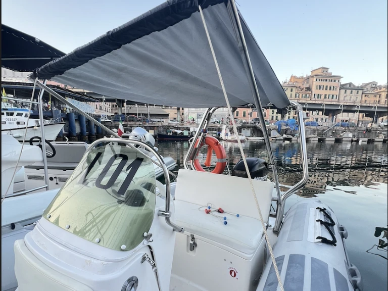 Joker Boat Coaster 515 te huur van particulier of professional in Genova