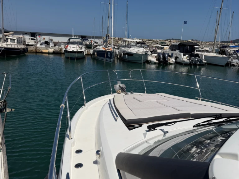 Motorboot te huur in Port Cogolin voor de beste prijs
