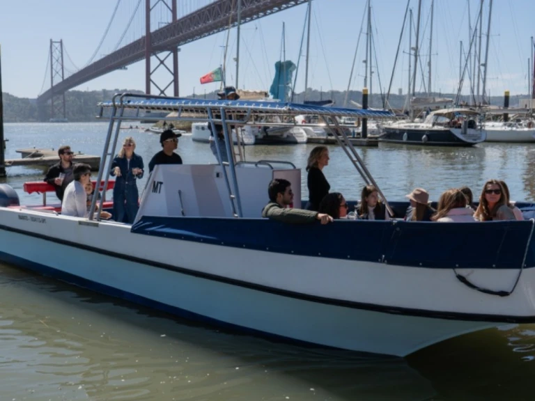 Motorboot te huur in Lissabon voor de beste prijs