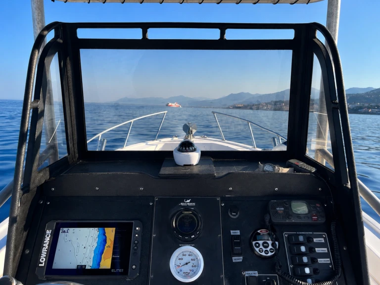 Verhuur Motorboot Mako met vaarbewijs