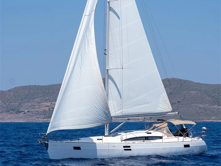 Zeilboot te huur in Chersonisos voor de beste prijs