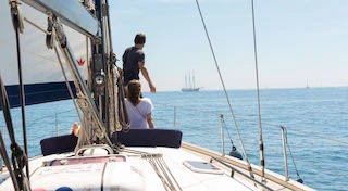 Huur een Bavaria Bavaria 49 in Barcelona