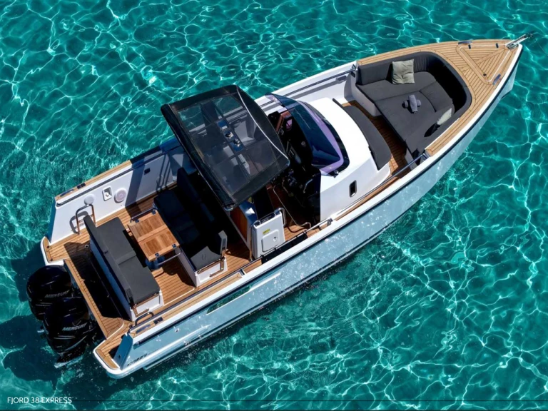 Huur Motorboot met of zonder schipper Fjord in Ibiza Town