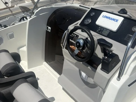 Jeanneau Cap Camarat 6.5 WA te huur van particulier of professional in Sète