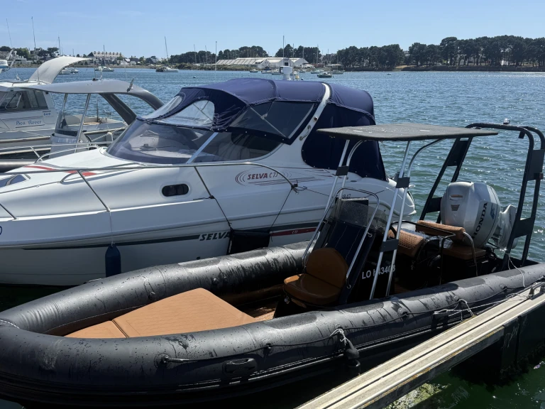 Zeppelin Zeppelin Command 22 VPRO te huur van particulier of professional in Lorient