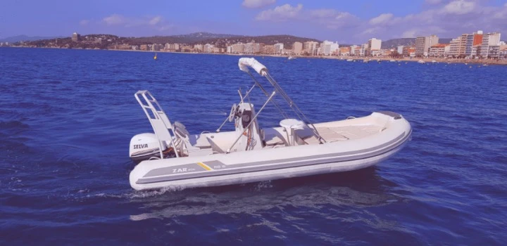 Huur een Zar Mini Rib 10 in Palamós