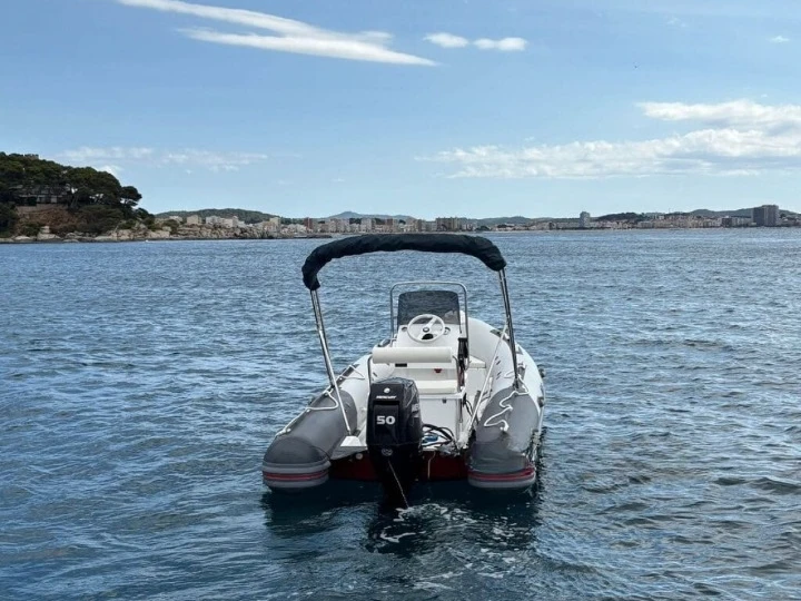 Huur een Silver 495 in Palamós