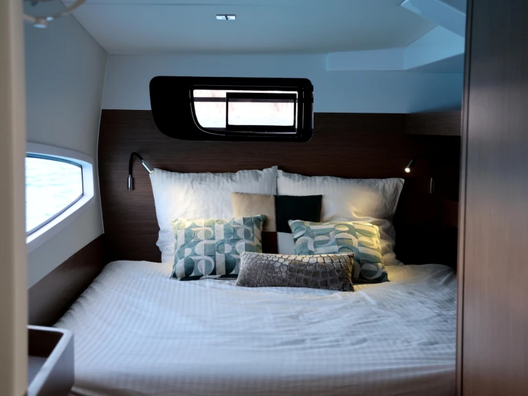 Huur Catamaran met of zonder schipper Outremer in Marigot