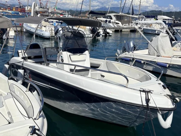 Huur Motorboot met of zonder schipper Trimarchi in La Spezia